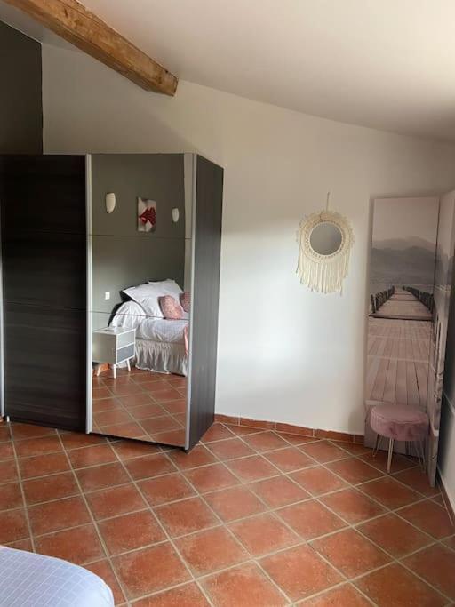 Gite A La Ferme Avec Jacuzzi Et Sauna Villefloure Kültér fotó