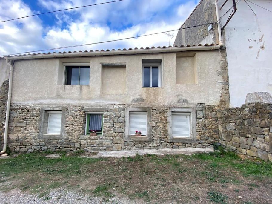 Gite A La Ferme Avec Jacuzzi Et Sauna Villefloure Kültér fotó