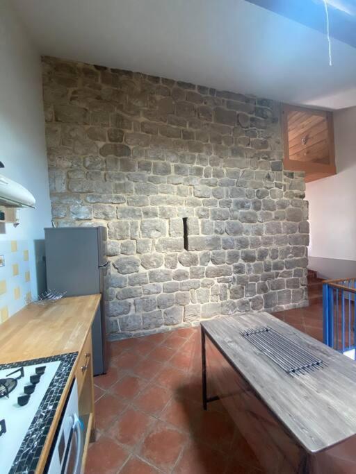 Gite A La Ferme Avec Jacuzzi Et Sauna Villefloure Kültér fotó